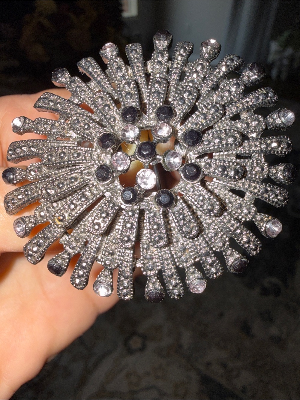 Vintage brooches Sparkling Silver Burst Cocktail Ring - Women Jewelry